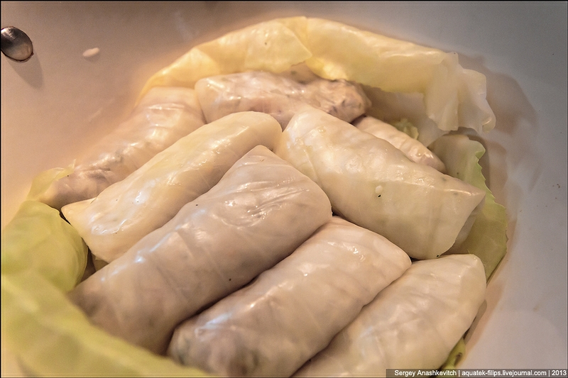 Cabbage Rolls With White Mushrooms