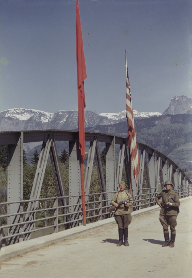 Rare Photos of WWII In Color