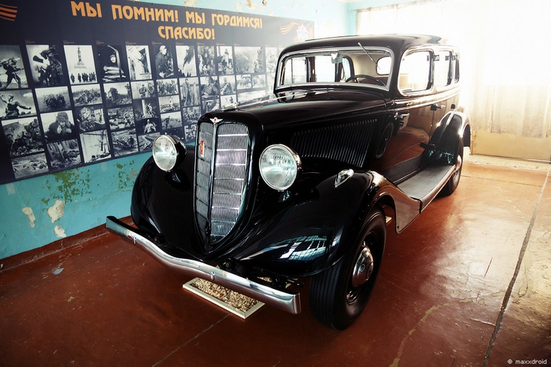 Soviet Cars That Were Modern Once