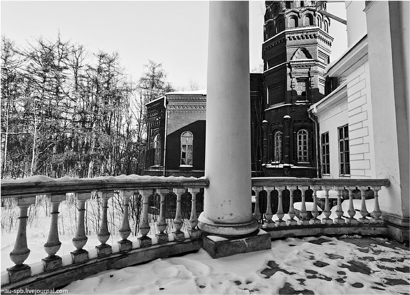 Abandoned Mansion Pokrovskoye-Streshnevo In Moscow