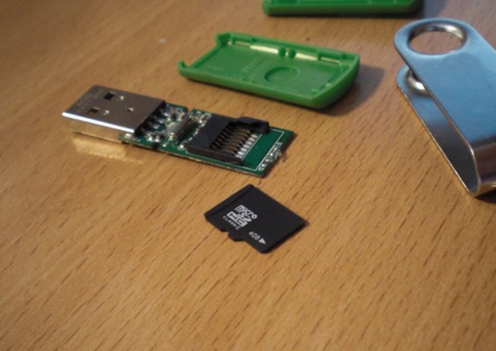 Whаt Is Inside а Chinese USB Stick