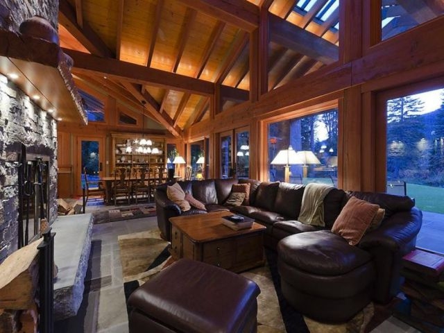 Luxury Ski Lodge in Canada