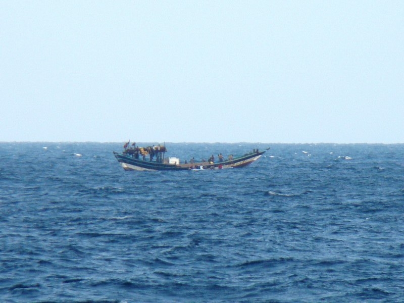 Russian Struggle With Somalian Pirates