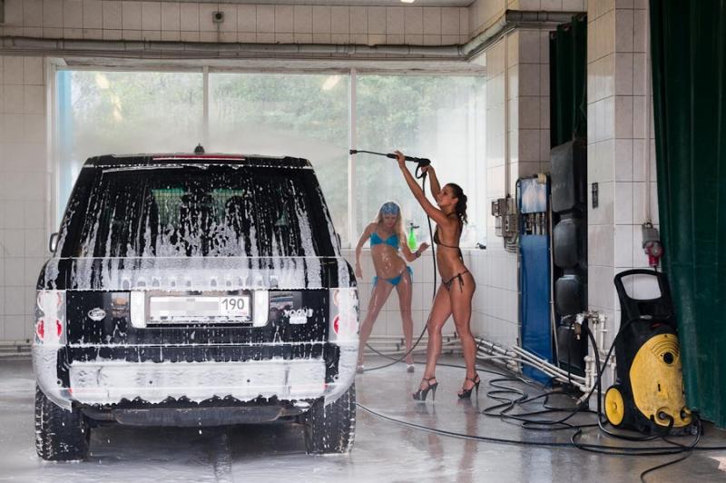 Bikini Car Wash 3