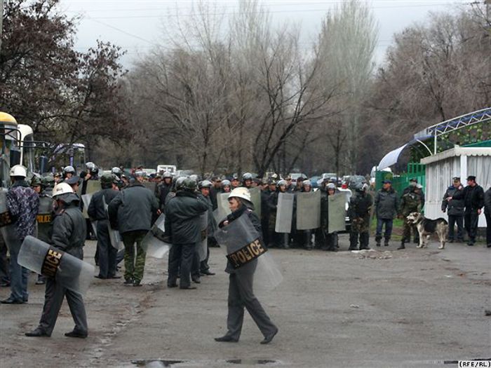 civil war in Kirgizia 8