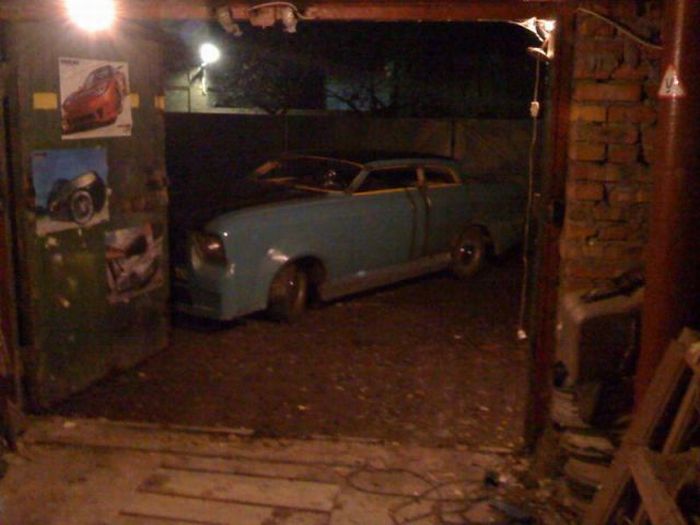 Epic Tuning of an Old Moskvich? 16
