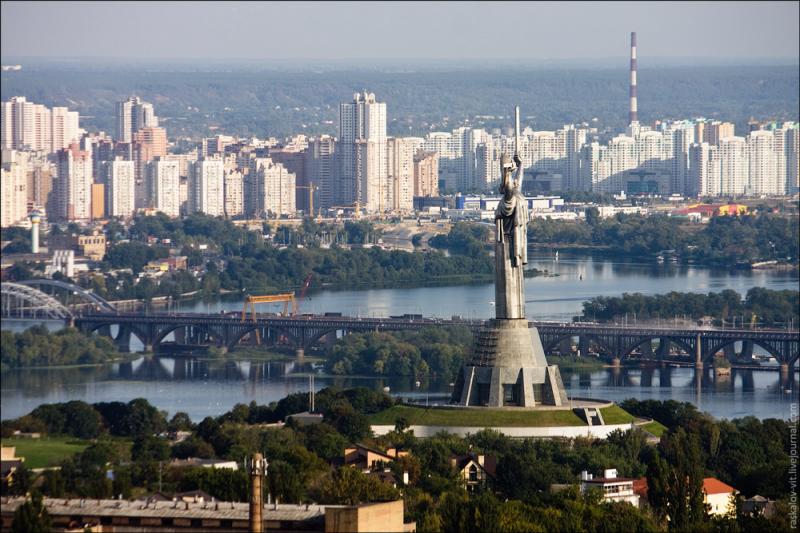 Heights of Kiev 28