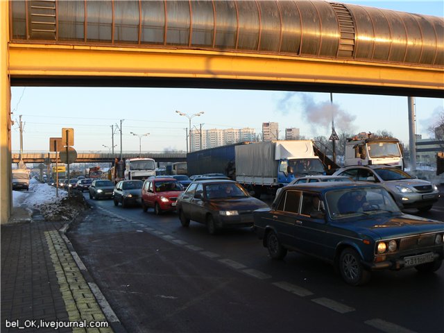 Russian traffic in Moscow 4