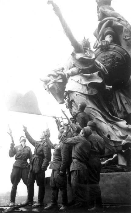 The Berlin Capture By Soviet Soldiers