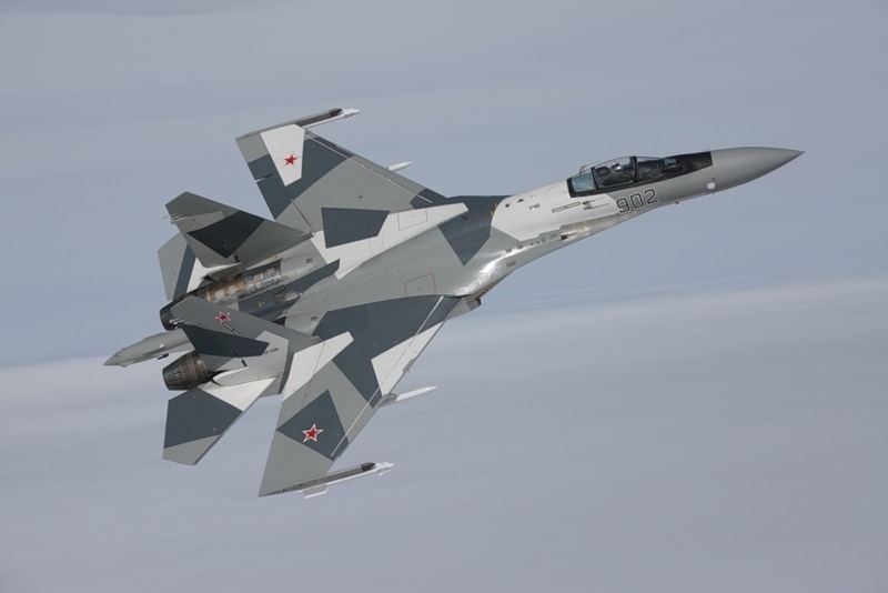 Deu no Cavok; China tem interesse em adquirir caças Su-35 e sistemas de defesa aérea S-400 da Rússia