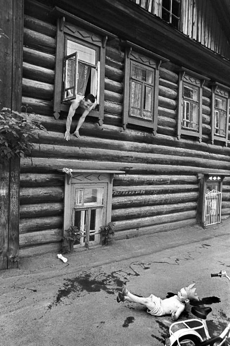 Photographer Eugene Kanaev: 'Kazan and Kazan people in the 90's'