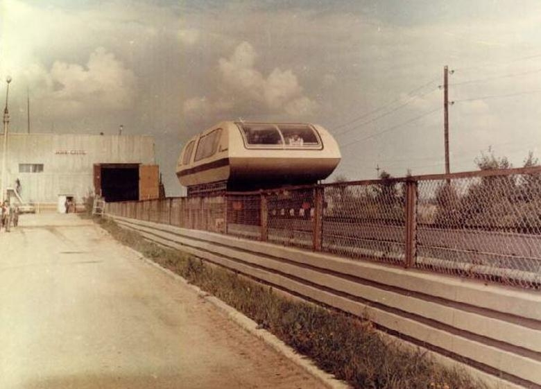 Unique Soviet Magnetic Levitation Train that Could Go 400 km/h [photos, video]