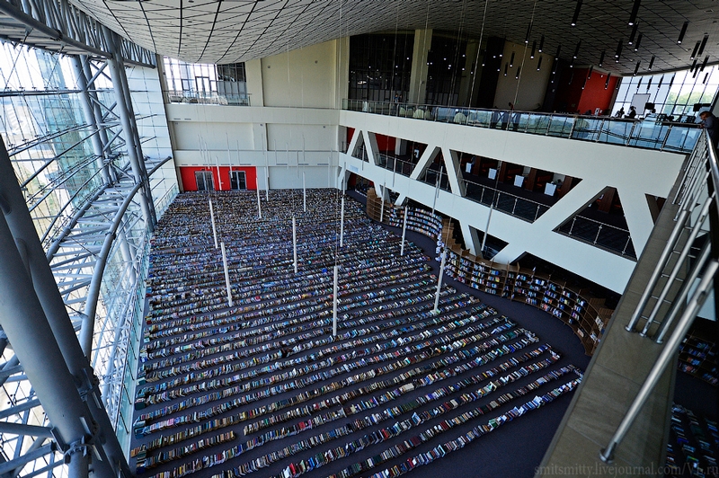 Eighty Thousand Books on the Floor