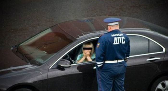 Russian policeman and a girl 3