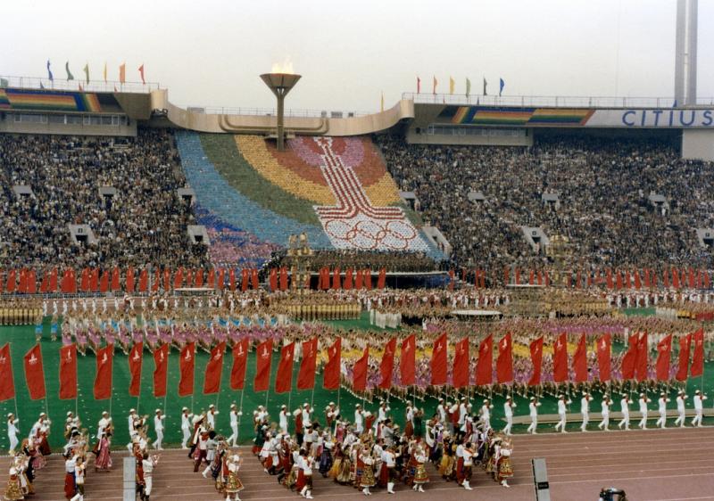 Shelter For Heroes - Olympic Games 1980 15