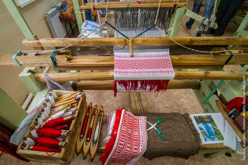 Trip to a Traditional Cloths and Fabric Making