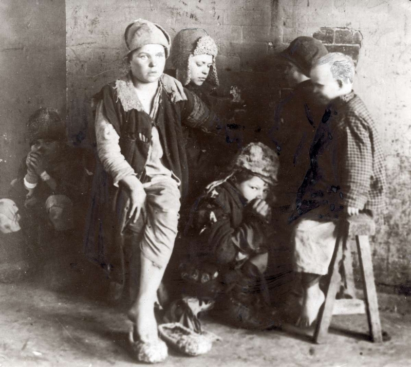 Homeless Kids  of Early USSR
